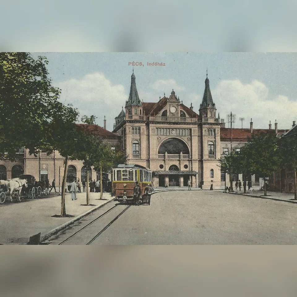 A pécsi indóház 1913-ban
