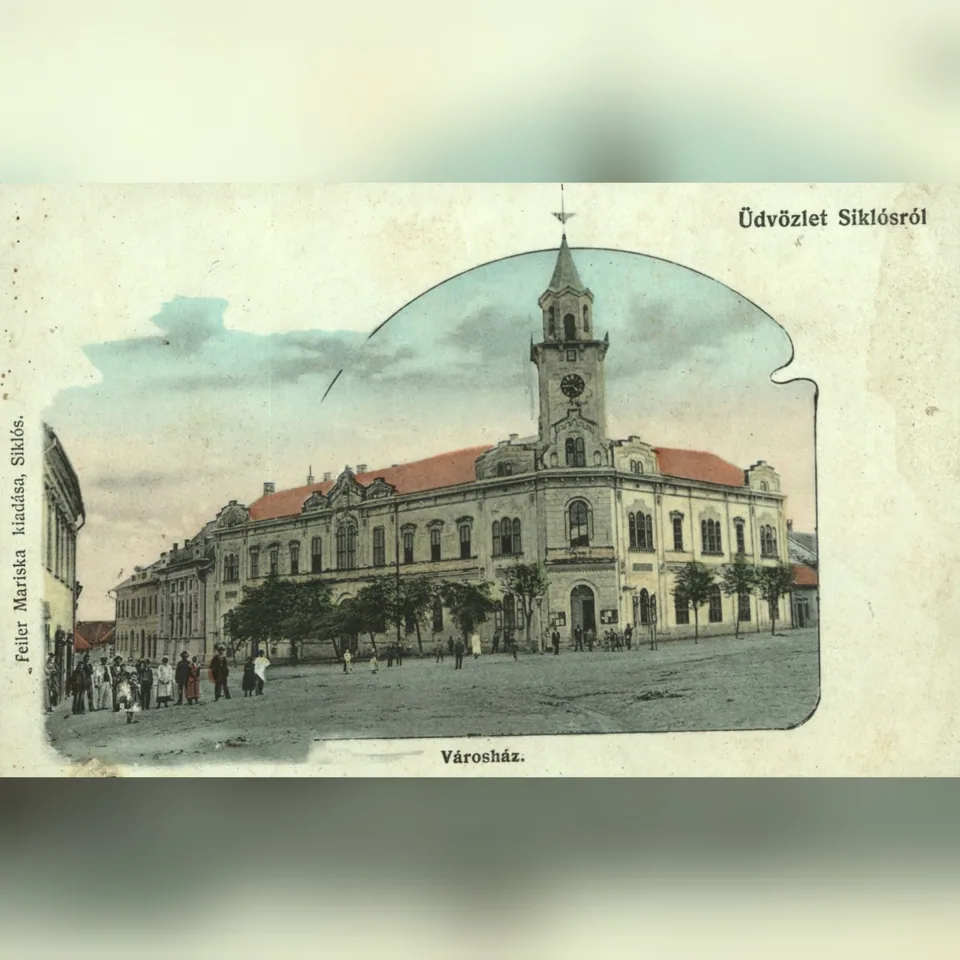 A siklósi városháza 1910 körül, korabeli képeslapon