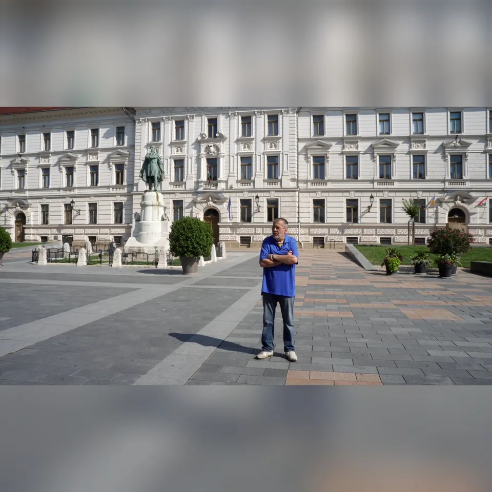 Ismert pécsi helyszínek, terek, épületek. II. rész: Kossuth tér (videó)
