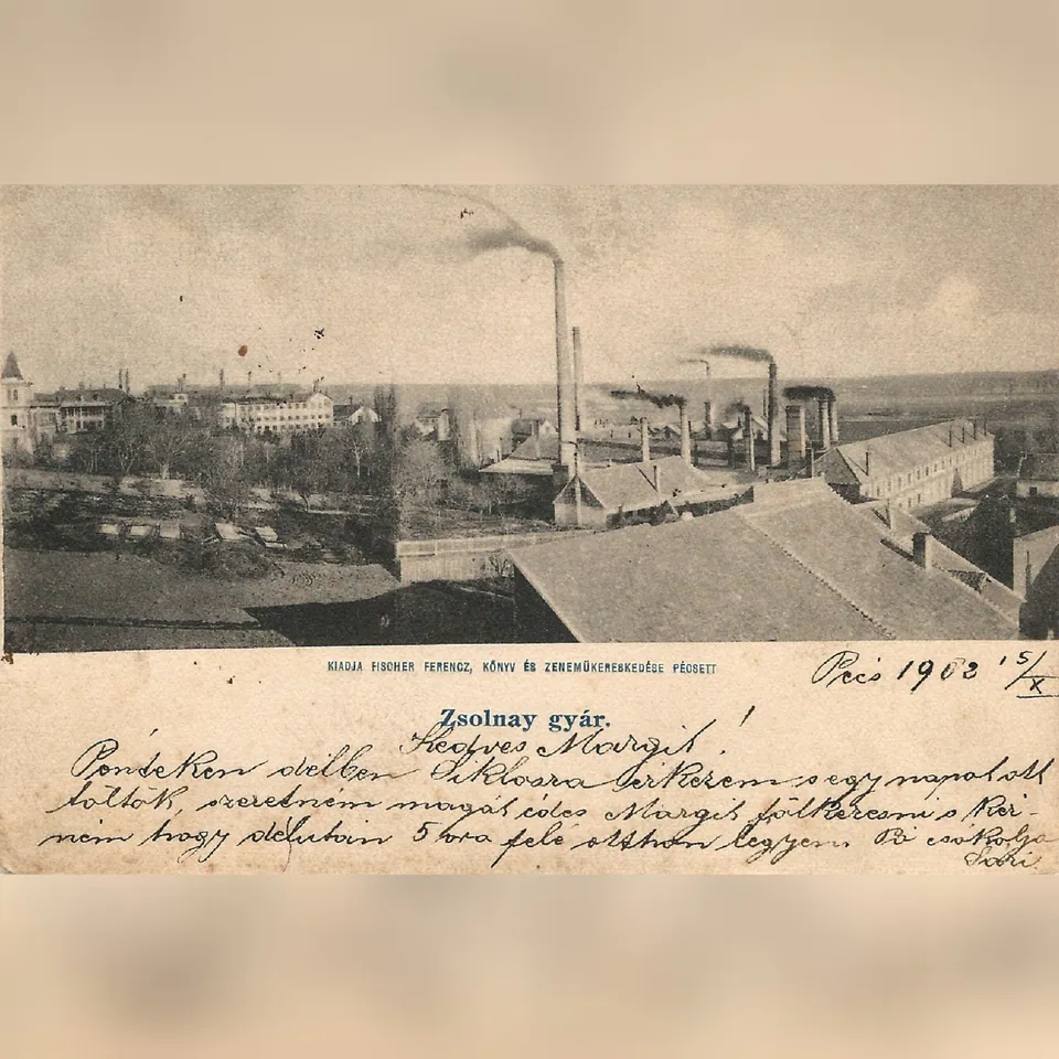 A pécsi Zsolnay-gyár 1902 körül, korabeli képeslapon