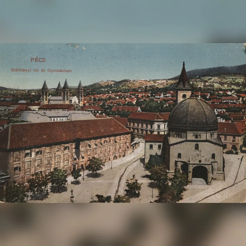 A pécsi Széchenyi tér 1917 körül, korabeli képeslapon